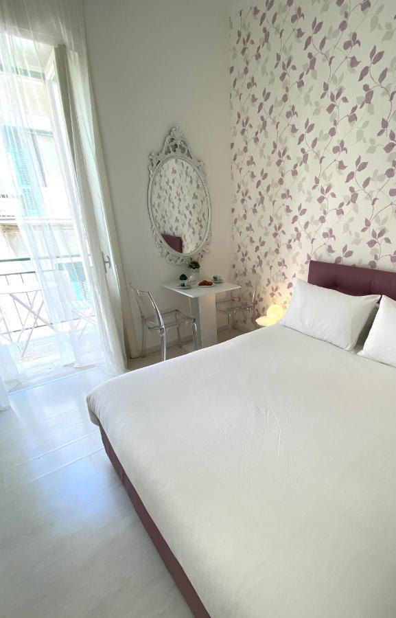 레체 Dai 3 Santi B&B 외부 사진